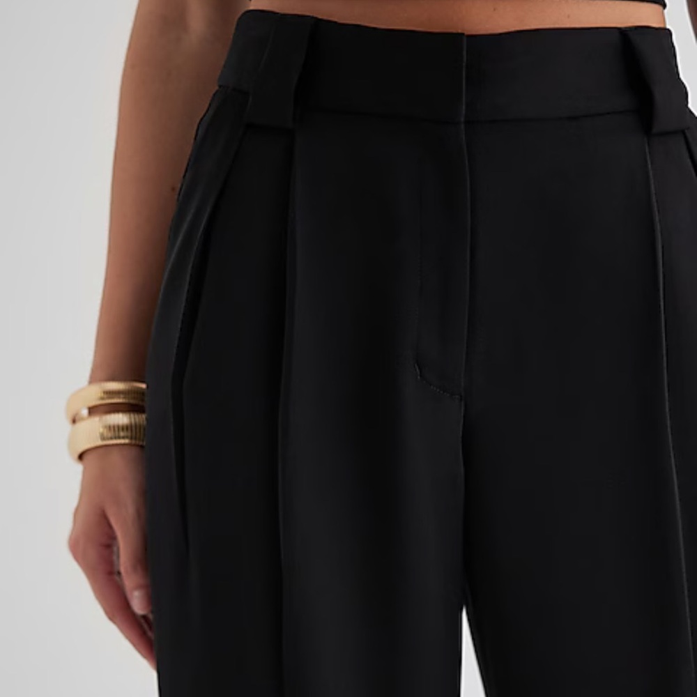 Express Stylist High Rise Wide Leg - Pants - Picture 3 of 13